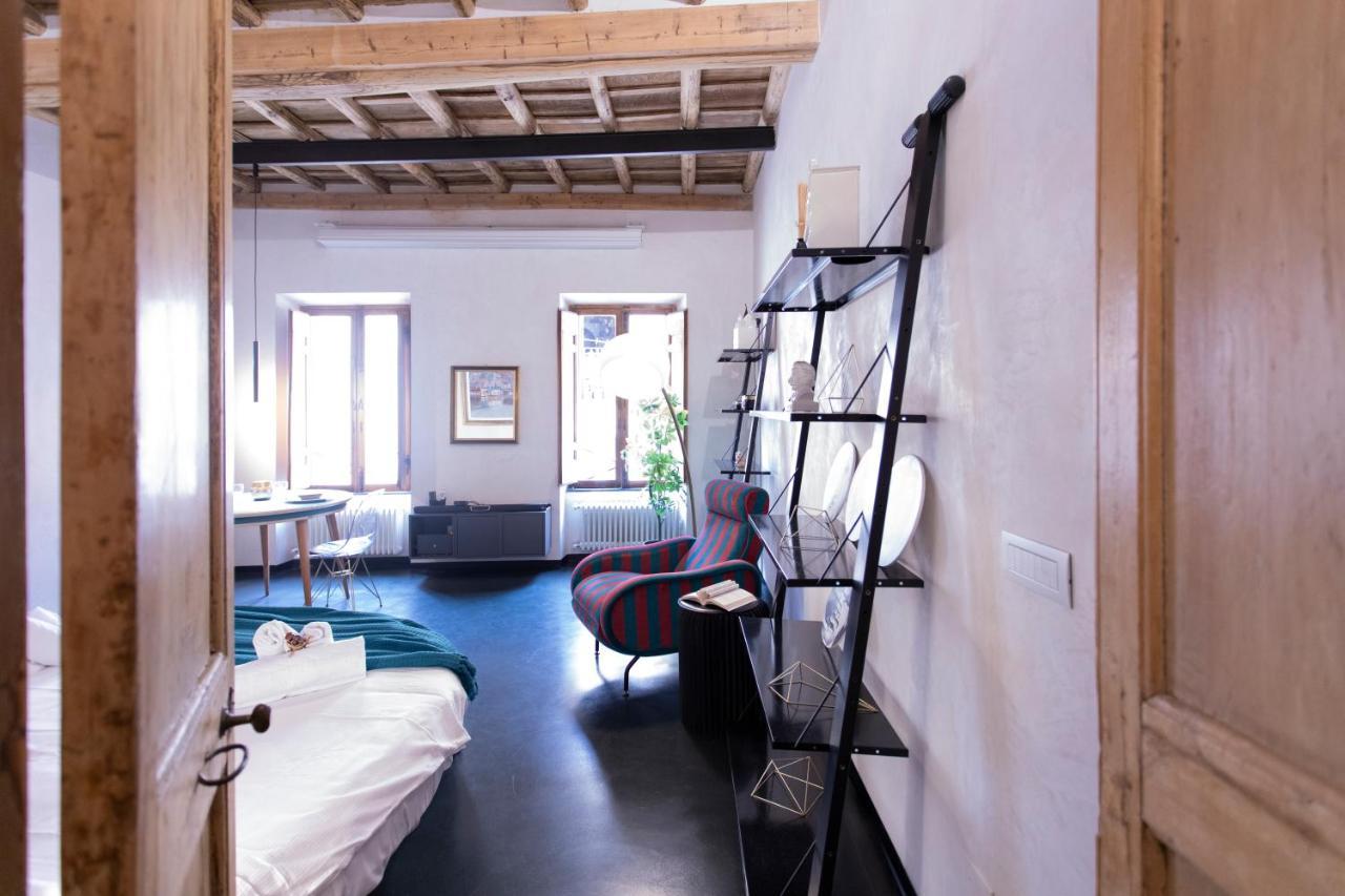 Greta Charming Suite In Trastevere ローマ エクステリア 写真